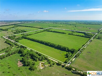 1118 County Rd 452 Cr 456, Other, TX 76524 - photo 3