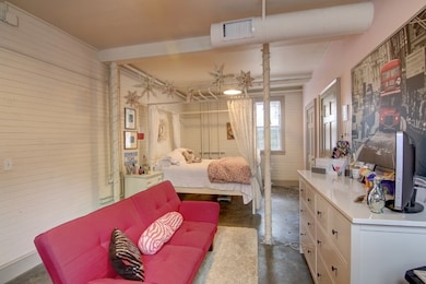 30 Bradford St unit Apartement, Bristol, RI 02809 - photo 5