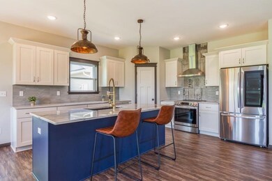 4623 Oak Creek Ct NE, Cedar Rapids, IA 52411 - photo 7