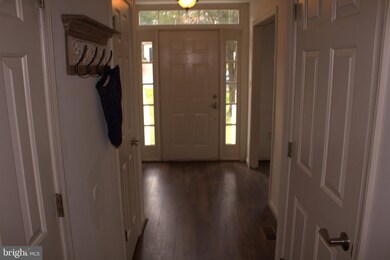 10612 Chesterwood Dr, Spotsylvania, VA 22553 - photo 6