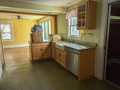 10 Winthrop St, Rehoboth, MA 02769 - photo 3