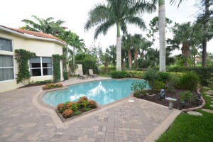 Spacious backyard