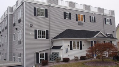20 W Rosseter St unit 11, Brockton, MA 02301 - photo 2