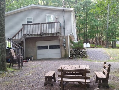 171 Chipmunk Rd, Bushkill, PA 18324 - photo 4
