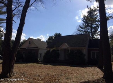 105 Stonegate Ct, Dingmans Ferry, PA 18328 - photo 2