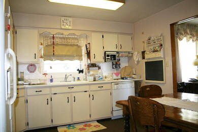 1900 E Kelley Rd, Frankfort, IN 46041 - photo 3