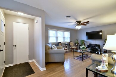 1336 N Ash St, Waukegan, IL 60085 - photo 2