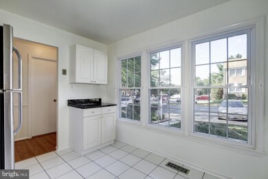 5410 Midship Ct, Burke, VA 22015 - photo 7