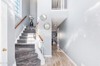 89 Heron Ct, Manalapan, NJ 07726 - photo 2