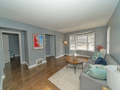 38 N Gretta Ave, Waukegan, IL 60085 - photo 3