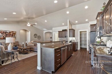 10573 W Thimbleberry Dr unit Lot 21 Block 7, Star, ID 83669 - photo 4