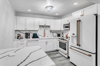 Kirby Schoolhouse Condominiums unit 114, Chicopee, MA 01013 - photo 6