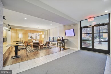 Letterman House unit 305, Washington, DC 20006 - photo 2