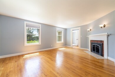452 Chestnut St, Ashland, MA 01721 - photo 2
