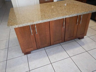 Kitchen Island 2