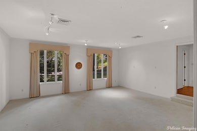 Front Den