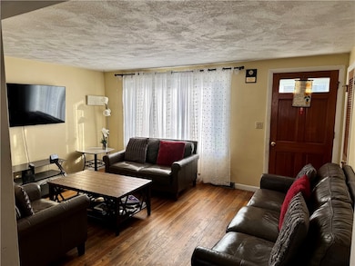 12 Devon St, Providence, RI 02904 - photo 3