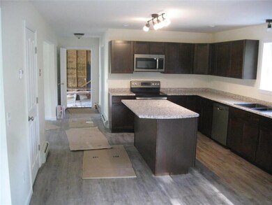 9 Stonehedge Dr, Windsor, ME 04363 - photo 3