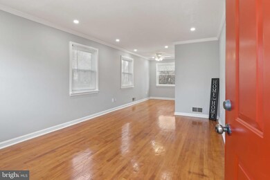 5703 Fenwick Dr, Alexandria, VA 22303 - photo 6