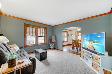 219 N Wiggs St, Griffith, IN 46319 - photo 2