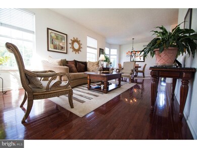 301 Chancellor Dr, Woodbury, NJ 08096 - photo 2