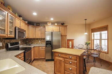 72 Northlight Way, Fitchburg, WI 53711 - photo 4