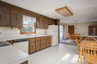 69 Charing Cross Rd, South Dennis, MA 02660 - photo 5