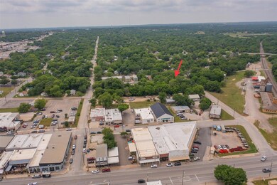 207 W Water St, Weatherford, TX 76086 - photo 3