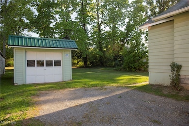 234 Elm St, Geneva, OH 44041 - photo 3