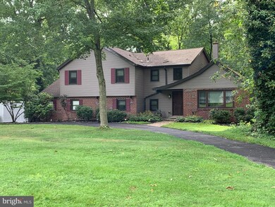 157 Glen Dr, Doylestown, PA 18901 - photo 4