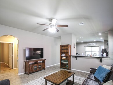 9034 S 253rd East Ave, Broken Arrow, OK 74014 - photo 6