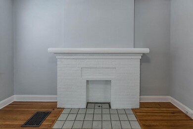 243 Longview Ave-4