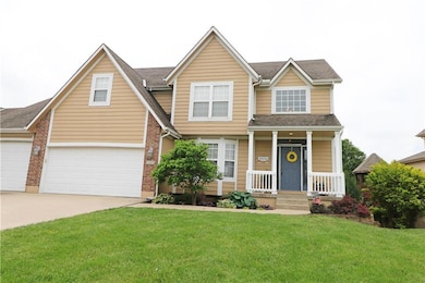 421 SW Albatross Ct, Lees Summit, MO 64082 - photo 2