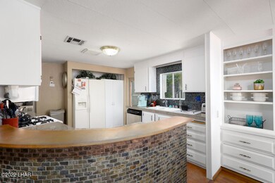 601 Beachcomber Blvd-12