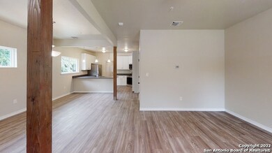 1070 E Cedar St unit 3, Seguin, TX 78155 - photo 5