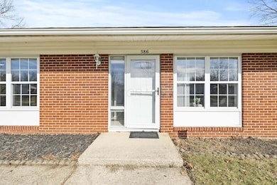 4 - 4_front door