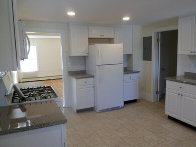 2 Evergreen St unit 6, Kingston, MA 02364 - photo 3