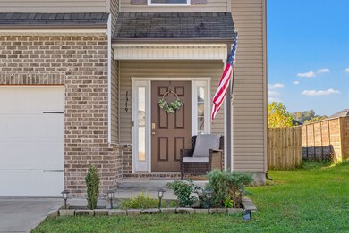 1319 Black Oak Cir, Clarksville, TN 37042 - photo 6