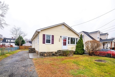 45 Voight Ave, Bridgeport, CT 06606 - photo 3