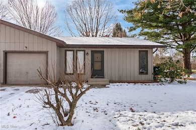 1324 Trares Rd, Mogadore, OH 44260 - photo 4