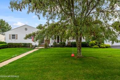 21 Kingsport Dr, Howell, NJ 07731 - photo 4