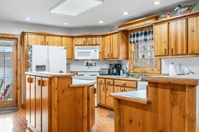 2116 Windle Community Rd, Cookeville, TN 38506 - photo 3