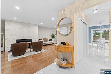 4 Mountain Ridge Dr unit 25, Cedar Grove, NJ 07009 - photo 2