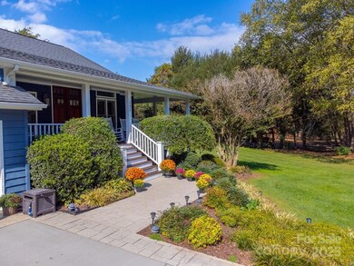 180 Paw Cove unit 3, Sylva, NC 28779 - photo 3