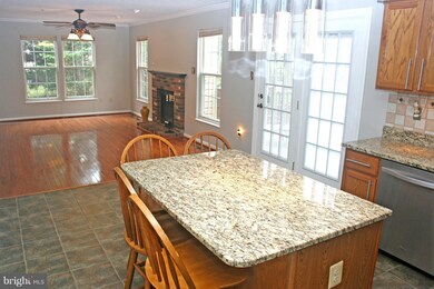 1008 Dartford Ln, Bowie, MD 20721 - photo 3