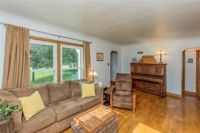 1838 E Ave NW, Cedar Rapids, IA 52405 - photo 6