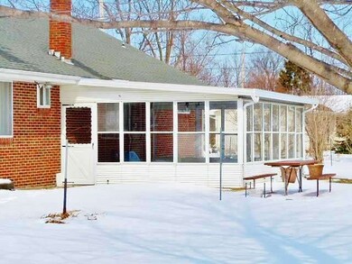 701 Lueke Ave, Woodville, OH 43469 - photo 4