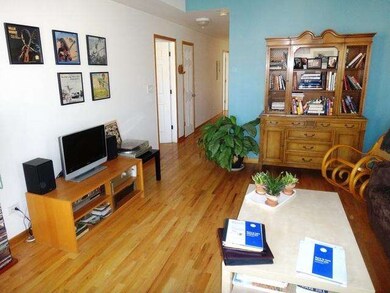 6312 N Fairfield Ave unit 2A, Chicago, IL 60659 - photo 2