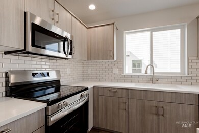 9104 W Cornflower St, Nampa, ID 83687 - photo 5