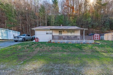 636 Copley Branch Rd, Butler, TN 37640 - photo 3